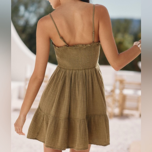 NWT! Anthropologie The Marisol Smocked Mini Dress SOFTENED SAGE Green Large - Picture 3 of 10